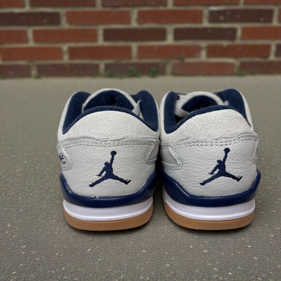 👟 Kids’ Air Jordan Flight Sneakers – Stylish & Comfortable! 👟 - Picture 4 of 5